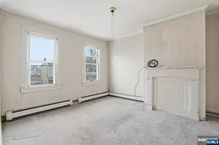 209 Hamilton St, Harrison, NJ 07029 - Photo 17