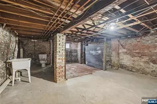 209 Hamilton St, Harrison, NJ 07029 - Photo 19