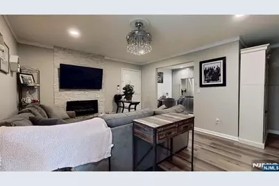 366 Cottonwood Way, Mahwah, NJ 07430 - Photo 23