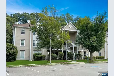 366 Cottonwood Way, Mahwah, NJ 07430 - Photo 5