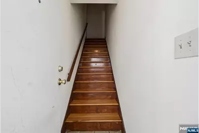 407 Jane Street, Fort Lee, NJ 07024 - Photo 37