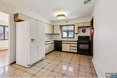 407 Jane Street, Fort Lee, NJ 07024 - Photo 21