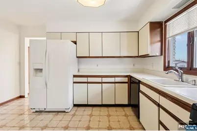 407 Jane Street, Fort Lee, NJ 07024 - Photo 23