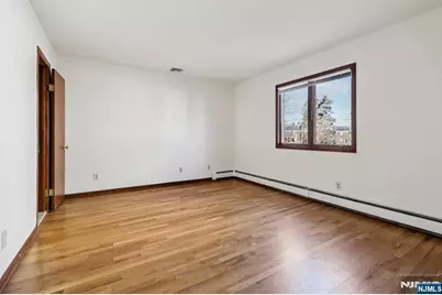 407 Jane Street, Fort Lee, NJ 07024 - Photo 17