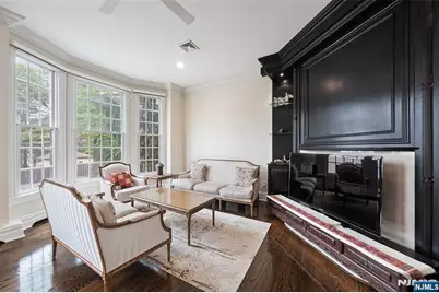 1602 Center Avenue B #B, Fort Lee, NJ 07024 - Photo 7