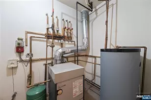 1602 Center Ave B, Fort Lee, NJ 07024 - Photo 27