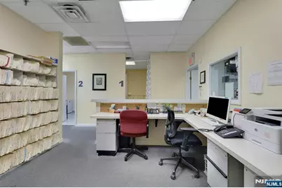 1033 Clifton Avenue 211 #211, Clifton, NJ 07013 - Photo 15