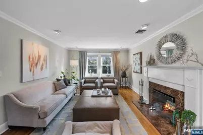 163 Hampton Place, Ridgewood, NJ 07450 - Photo 5