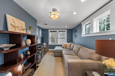 163 Hampton Place, Ridgewood, NJ 07450 - Photo 7