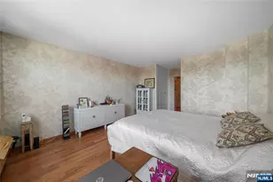 2200 N Central Road 6H, Fort Lee, NJ 07024 - Photo 17