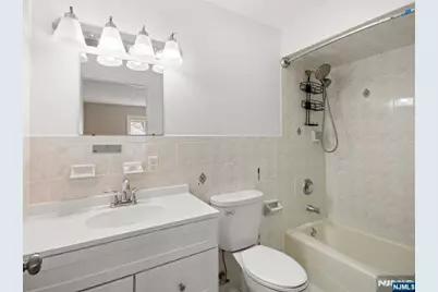 132 Clinton Place, East Rutherford, NJ 07073 - Photo 17