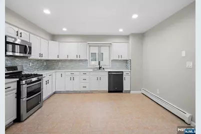 132 Clinton Place, East Rutherford, NJ 07073 - Photo 9