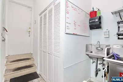 39 Godwin Avenue 39 #39, Ridgewood, NJ 07450 - Photo 15