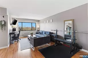 125 Prospect Ave 8D, Hackensack, NJ 07601 - Photo 9