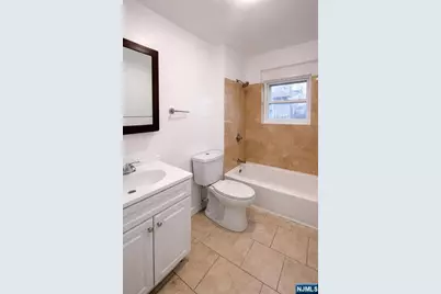 284 Verona Avenue 280 #280, Newark, NJ 07104 - Photo 3