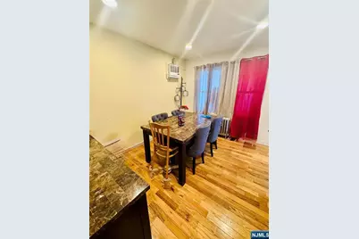 1968 William Street, Union Township, NJ 07083 - Photo 7