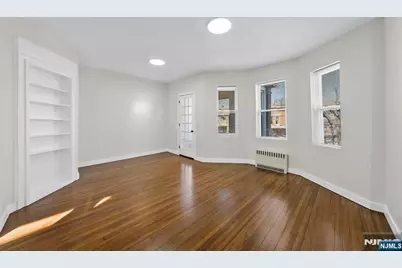 63 Highwood Terrace, Weehawken, NJ 07086 - Photo 19