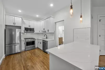 63 Highwood Terrace, Weehawken, NJ 07086 - Photo 9