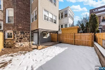 63 Highwood Terrace, Weehawken, NJ 07086 - Photo 33