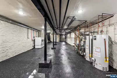 63 Highwood Terrace, Weehawken, NJ 07086 - Photo 29