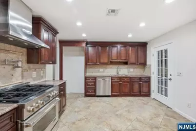 373 Saddle River Road, Upper Saddle River, NJ 07458 - Photo 15