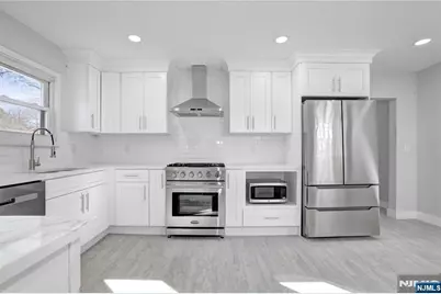 384 W Palisade Avenue, Englewood, NJ 07631 - Photo 7