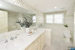 130 Glenwood Rd, Ridgewood, NJ 07450 - Photo 27