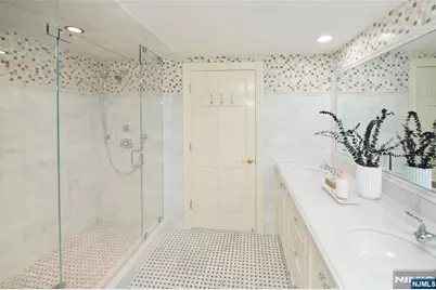 130 Glenwood Road, Ridgewood, NJ 07450 - Photo 25