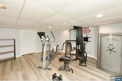 130 Glenwood Road, Ridgewood, NJ 07450 - Photo 35