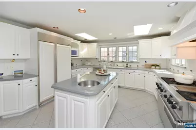 130 Glenwood Road, Ridgewood, NJ 07450 - Photo 13