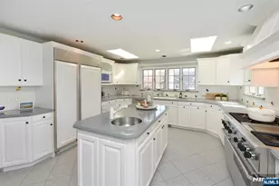 130 Glenwood Rd, Ridgewood, NJ 07450 - Photo 13