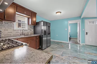 21 Helen, Moonachie, NJ 07074 - Photo 7