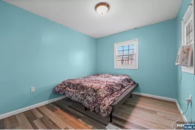 21 Helen Drive, Moonachie, NJ 07074 - Photo 5