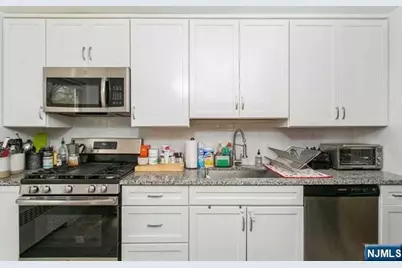 160 Magnolia Avenue, Cresskill, NJ 07626 - Photo 9