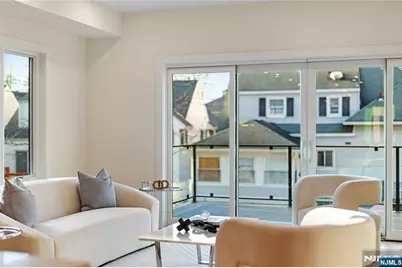 811 Jassamine Way, Fort Lee, NJ 07024 - Photo 23