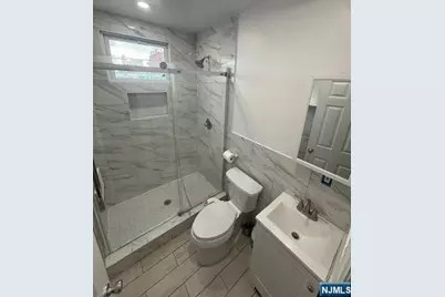 231 Ege Avenue, Jersey City, NJ 07304 - Photo 7