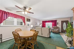 204 Devon St, Kearny, NJ 07032 - Photo 5