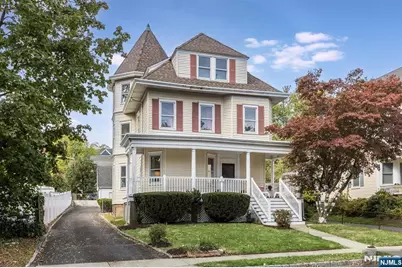 11 Mountainview Place, Montclair, NJ 07042 - Photo 1