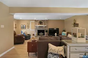 236 Oak Ave, River Vale Township, NJ 07675 - Photo 5