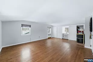 207 Elm Ave, Hackensack, NJ 07601 - Photo 17