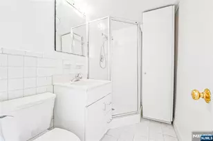 2185 Lemoine 5B, Fort Lee, NJ 07024 - Photo 9