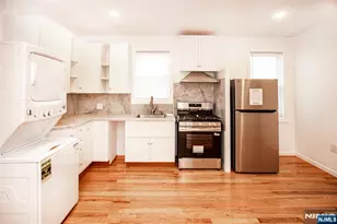 3 Montclair Ave 2, Paterson, NJ 07503 - Photo 9