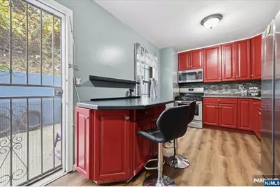 3617 Lincoln Terrace 3617 #3617, North Bergen, NJ 07047 - Photo 9