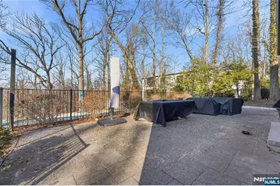 27 Suffolk Lane, Tenafly, NJ 07670 - Photo 11