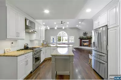 528 Baylor Avenue, River Vale Township, NJ 07675 - Photo 17