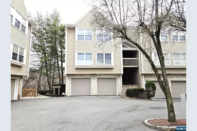 566 Windsor Drive 606 #606, Palisades Park, NJ 07650 - Photo 1