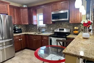 755 Myrtle St, Elizabeth, NJ 07202 - Photo 7