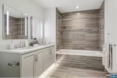 800 Ave At Port Imperial Boulevard 416 #416, Weehawken, NJ 07086 - Photo 25