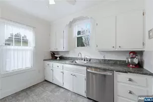 21 South Ave, Harrington Park, NJ 07640 - Photo 9