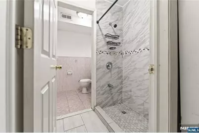 721 S 19th Street, Newark, NJ 07103 - Photo 17